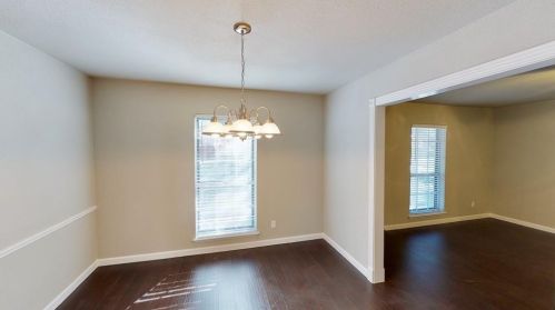1309 Mossvine Dr, Plano TX  75023-4930 exterior