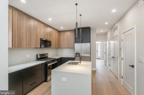 1810 Germantown Ave, Philadelphia PA 19133-1617 exterior