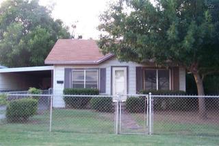 508 Pasadena St, Iowa Park, TX 76367-2027