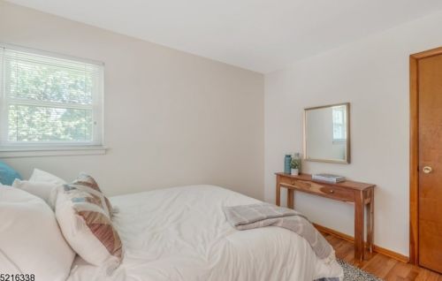 37 Stewart Ave, West Paterson NJ  07424-1843 exterior