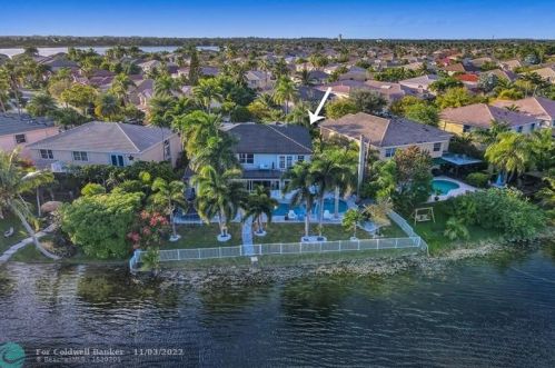 3591 177th Ave, Hollywood FL  33029-1666 exterior