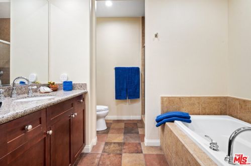 48867 Legacy Dr, La Quinta CA  92253-7114 exterior