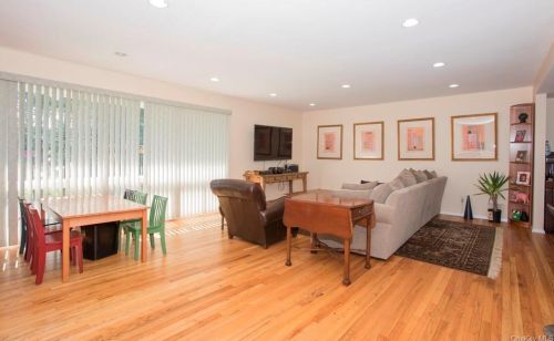 5 Barclay Rd, Scarsdale, NY 10583-2707