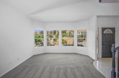 13261 Mapleview St, Lakeside, CA 92040-2524