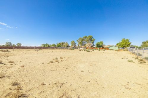 17254 Newmont Ave, Lancaster CA  93535-7429 exterior