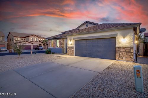 1637 Vineyard Plains Dr, Queen Creek, AZ 85142-6375