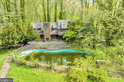1651 Ridge Rd, Pottstown, PA 19465-8804