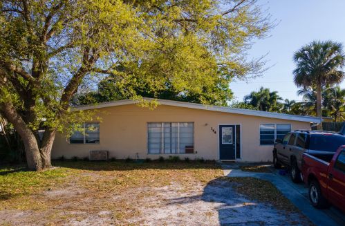 144 Prima Vista Blvd, Fort Pierce, FL 34983-8464