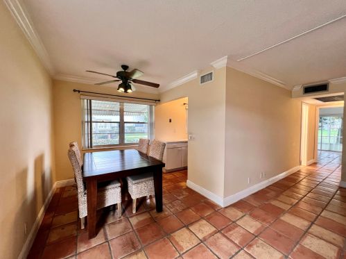 81 Sheffield D, West Palm Beach, FL 33417-1560