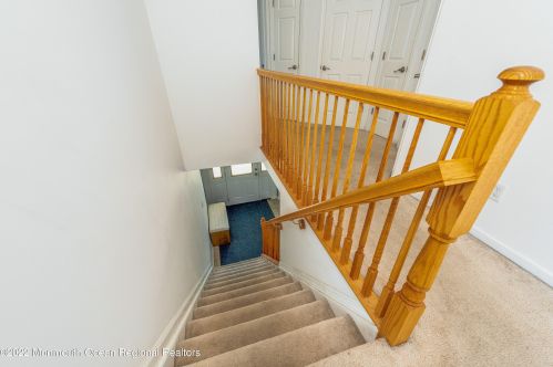204 Hudson Ave, Middletown NJ  07748-5531 exterior