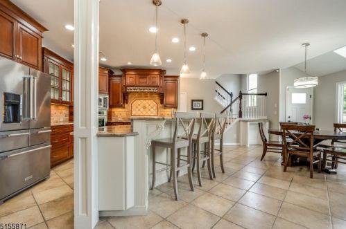 16 Neshanic Dr, East Amwell Township NJ  08551-1844 exterior