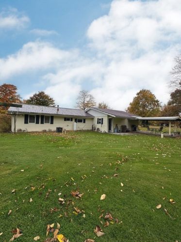 133 Good Hope Rd, Greenville, PA 16125-8626