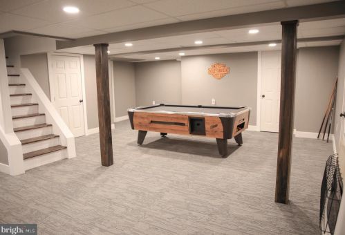 602 Winding Hill Rd, Navy Sup Dpt PA  17055-4992 exterior