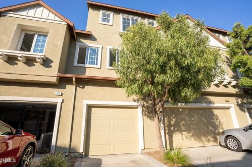 628 Green River St, Oxnard CA  93036-5318 exterior