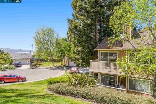 348 Blanchard Ln, Benicia CA  94510-2745 exterior