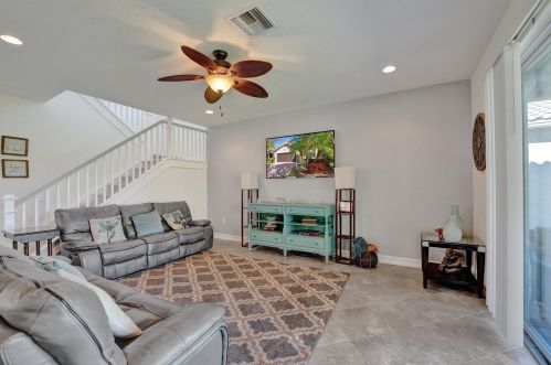 8115 Brigamar Isles Ave, Boynton Beach FL  33473-5015 exterior