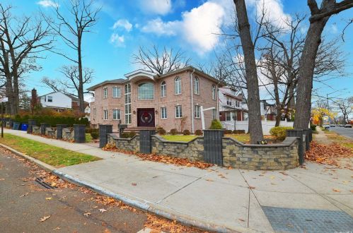 86-50 188th St, Jamaica, NY 11432-1063