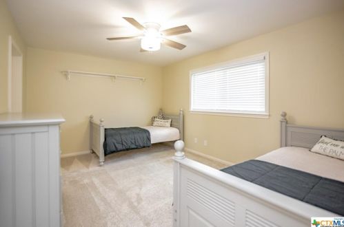 101 Legend Dr, Victoria TX  77904-3854 exterior