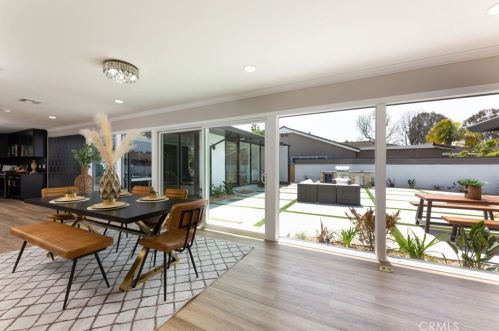 3841 Pacific Ave, Long Beach CA  90807-3227 exterior