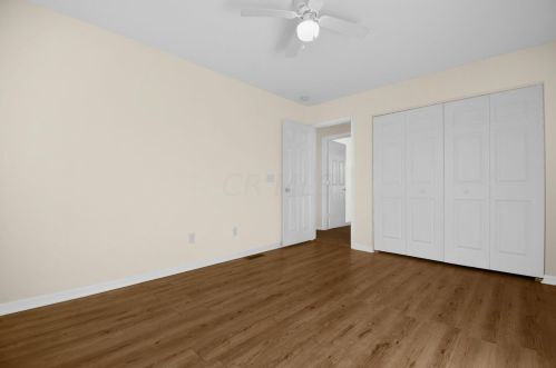 135 Spring Flower Way, Pataskala OH 43062-6997 exterior