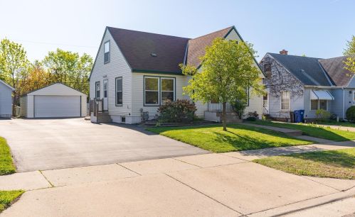 1140 Colette Pl, Saint Paul, MN 55116-2554