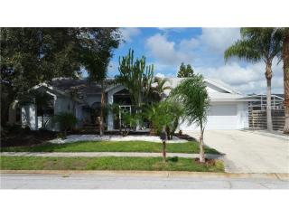8072 Glenbrooke Ln, Sarasota, FL 34243-4333
