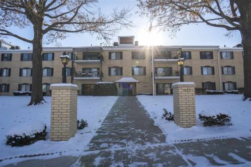 1925 Westchester Rd, Waterloo IA  50701-4592 exterior