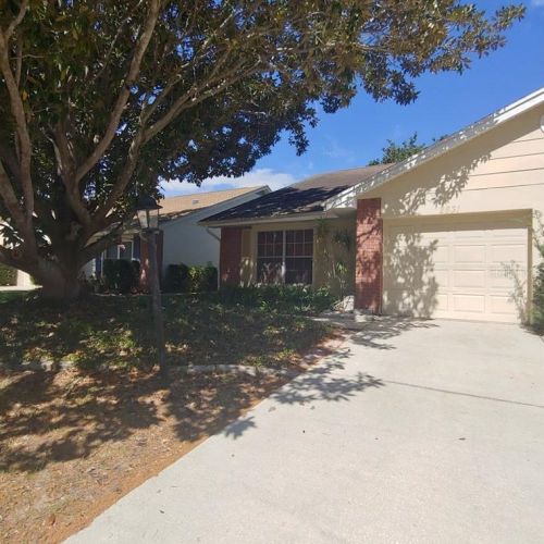 2831 Whitehall Dr, Palm Harbor, FL 34684-4837