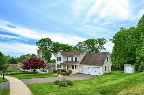 93 Sunnydale Ave, Bristol, CT 06010-7354