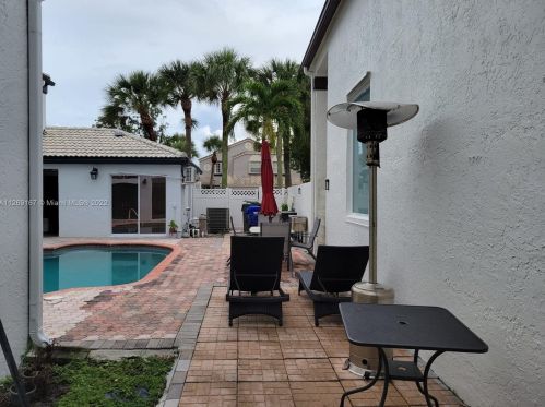 15735 11th St, Hollywood FL 33028-1600 exterior