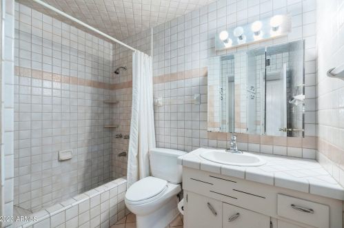 8310 Glenrosa Ave, Scottsdale AZ  85251-2807 exterior