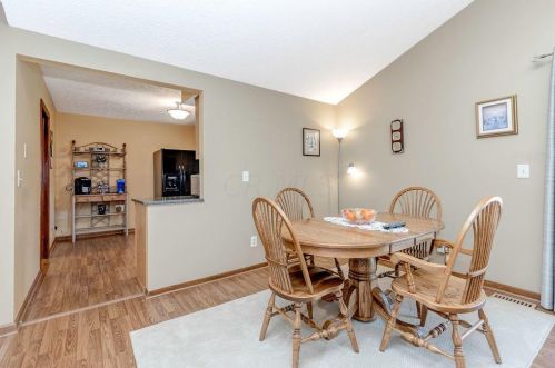 138 Cavalcade Ln, Pataskala OH  43062-9544 exterior