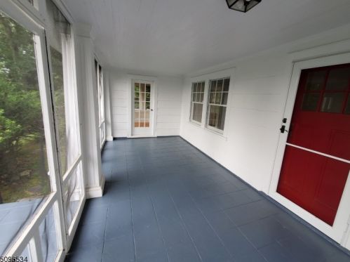 376 Highland Ave, Montclair NJ  07043-1123 exterior