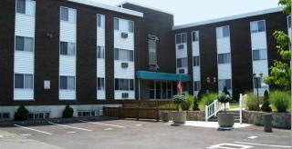 585 Ellsworth St, Bridgeport CT  06605-2551 exterior