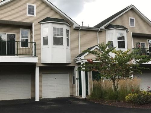 734 Eagle Pointe Dr, Canonsburg, PA 15317-7517