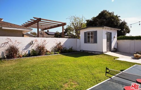 15206 Condon Ave, Lawndale CA  90260-1931 exterior