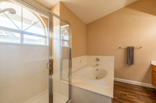 8686 White Peacock Way, Elk Grove CA  95624-3701 exterior