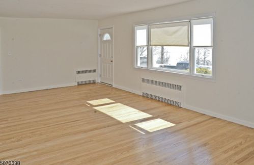 523 Lake Shore Dr, Parsippany NJ  07054-3668 exterior