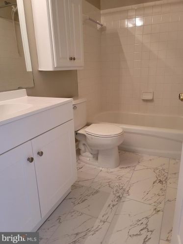 3532 Christy Ln, Woodbridge, VA 22193-5971
