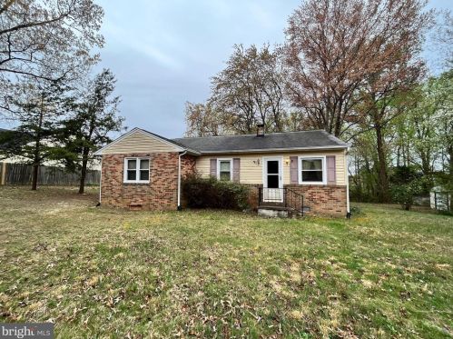 10 Curtis Est, Fredericksburg, VA 22401-7803