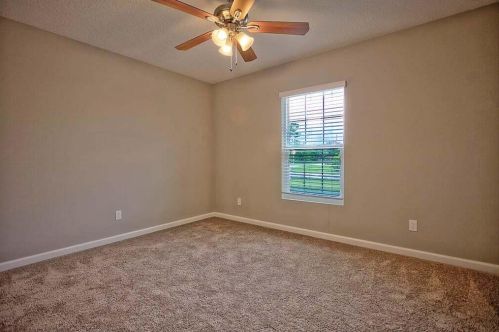 1089 Bellevue Ave, Fort Pierce FL  34953-1203 exterior