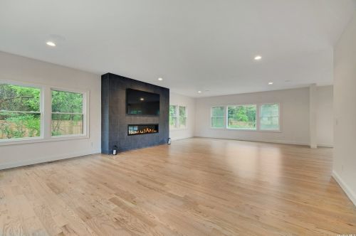 17 Quantuck Bay Ln, West Hampton Beach NY  11978-1600 exterior