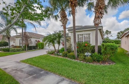 4934 Sandy Brook Cir, Wimauma, FL 33598-4020