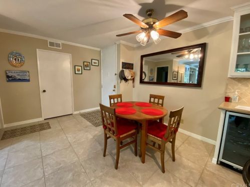 448 Bellflower Blvd, Long Beach, CA 90814-2058