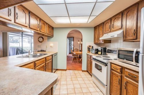 449 Leafy Way Ave, Brooksville FL  34606-6233 exterior