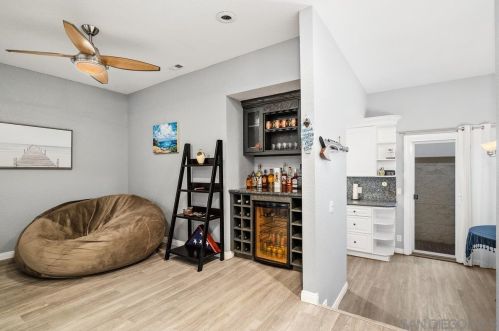 1155 Pacific Beach Dr, San Diego CA  92109-5149 exterior