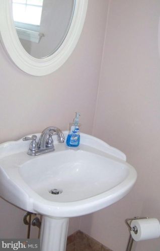 804 Marshall St, Norristown PA 19401-4114 exterior