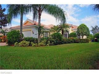 5243 Hawkesbury Way, Naples, FL 34119-9582