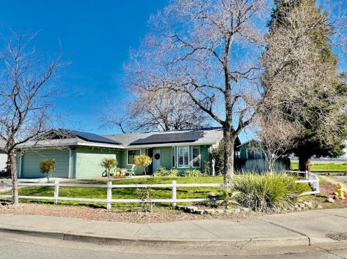 60 New Dawn Cir, Chico CA  95928-6811 exterior