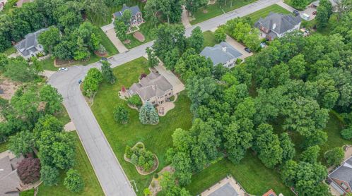 525 Brighton Ln, Dyer IN  46311-4625 exterior